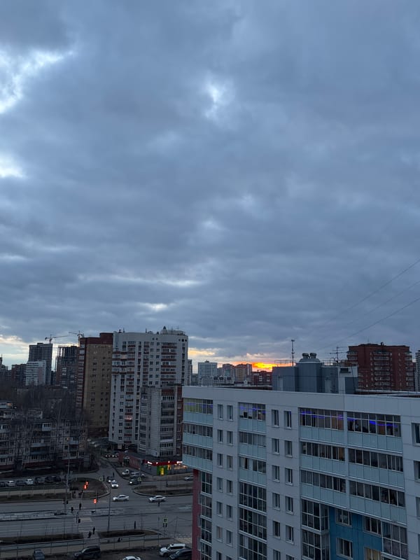 Quiet afternoon moments captured across indoor spaces in Perm