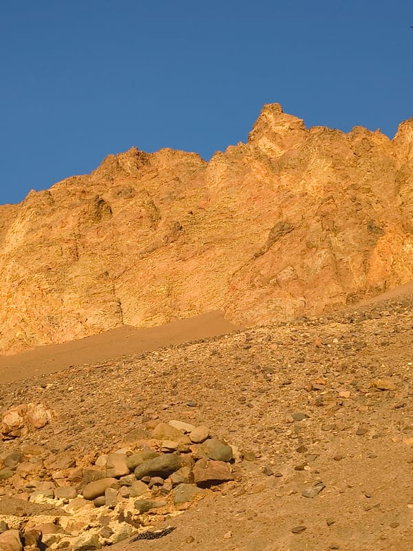 Rocky cliff face observed in Arica, Chile