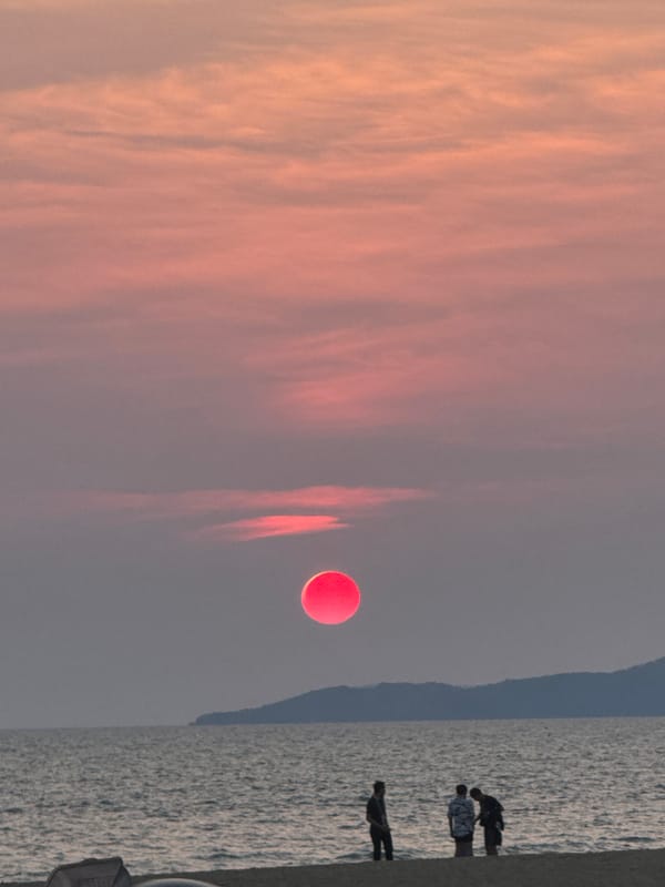 Sunset observed at Pattaya beach, Thailand