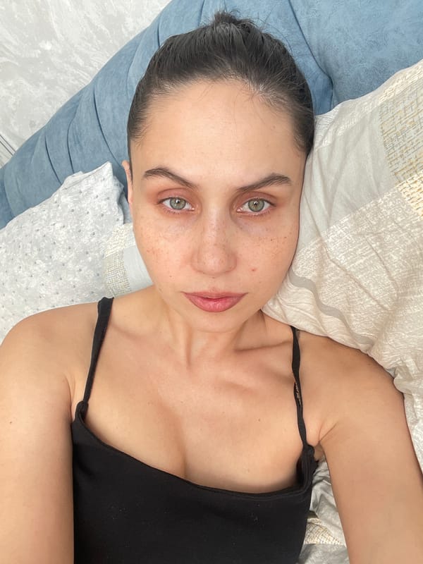 Quiet morning moments captured in Izhevsk homes