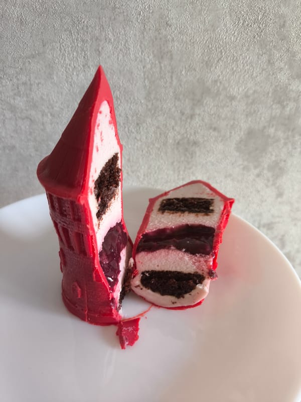 Elaborate castle-shaped dessert documented in early morning Moscow