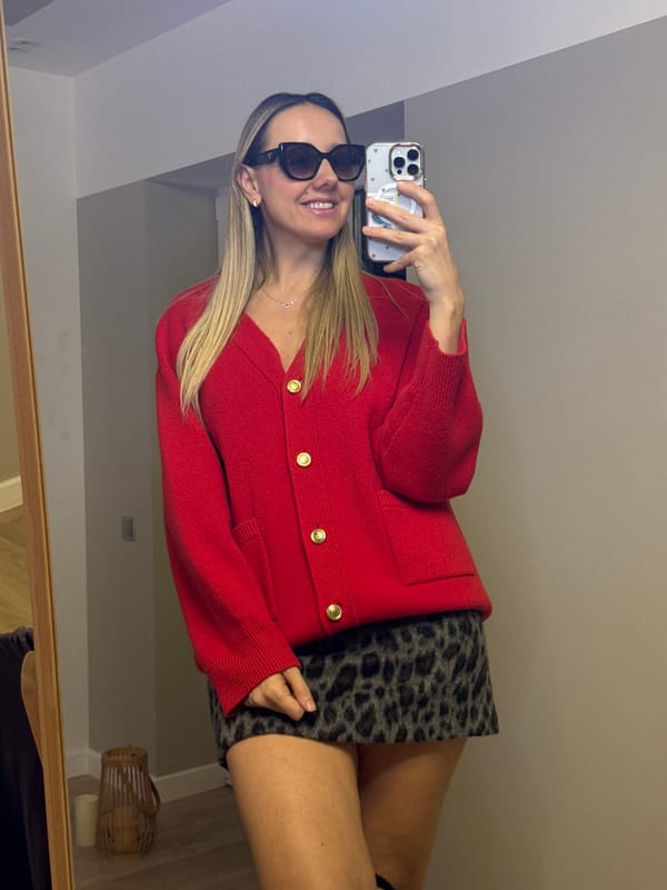 Child and Shiba Inu share tender moment in Latvia