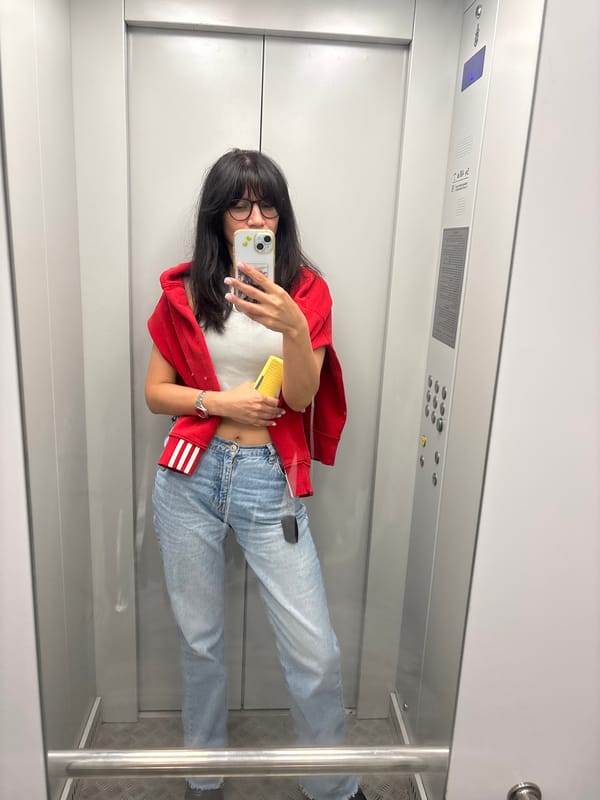 Woman documents morning routine across Chaikovsky, Russia in selfie series