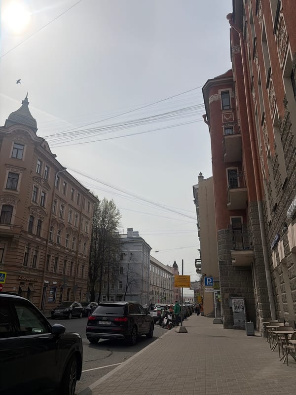 Morning street scenes documented in central Saint Petersburg