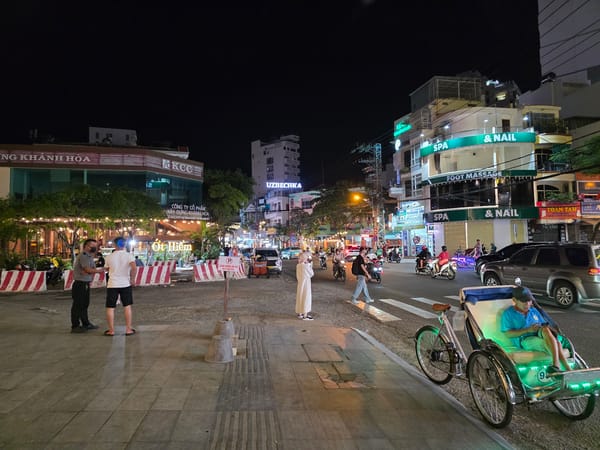 Nighttime street life documented in Nha Trang, Vietnam