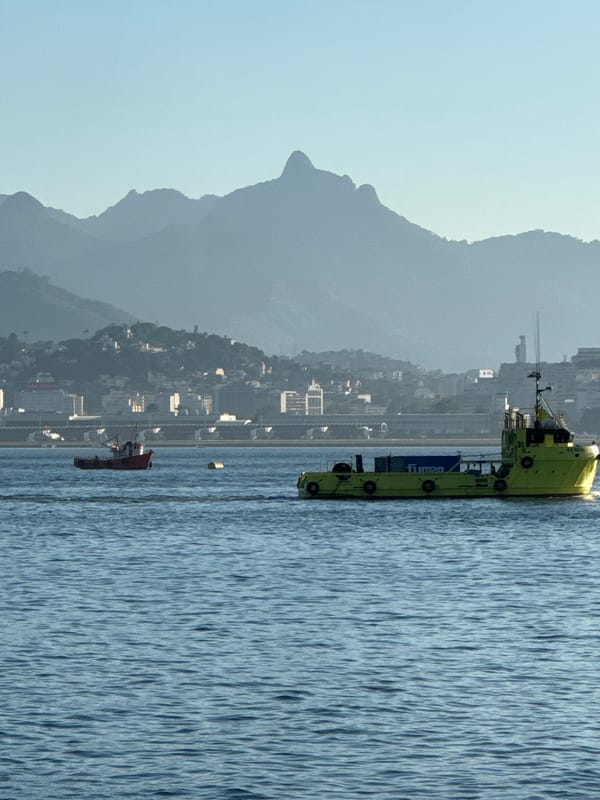 Niterói shoreline looks across Guanabara Bay toward Rio's landmarks