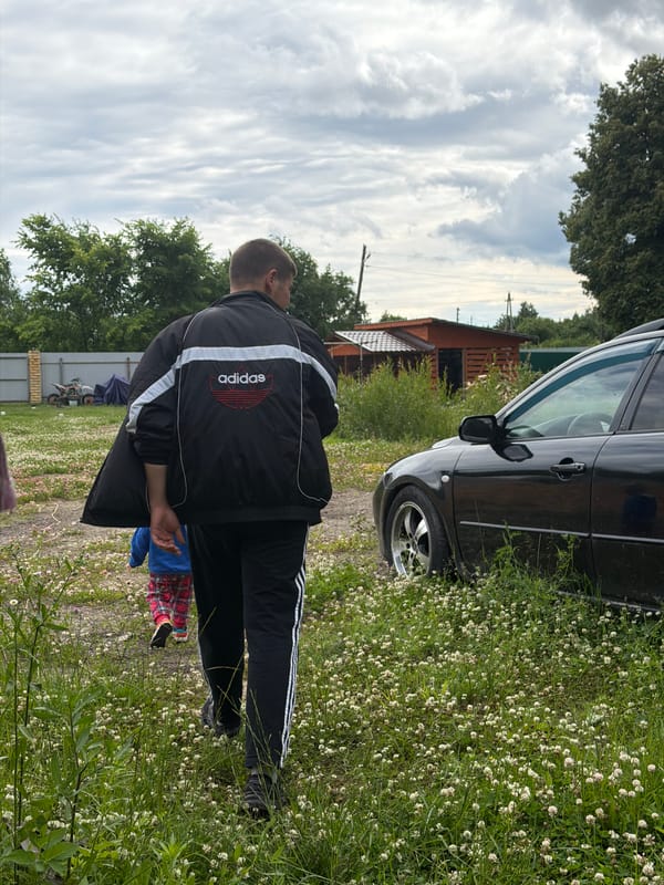 Lazy afternoon in rural Andreyevo with a newborn and a cat