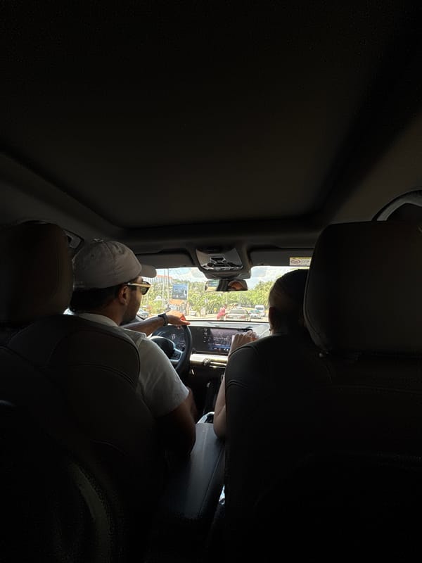 Driver in white shirt observed in vehicle in Mexico