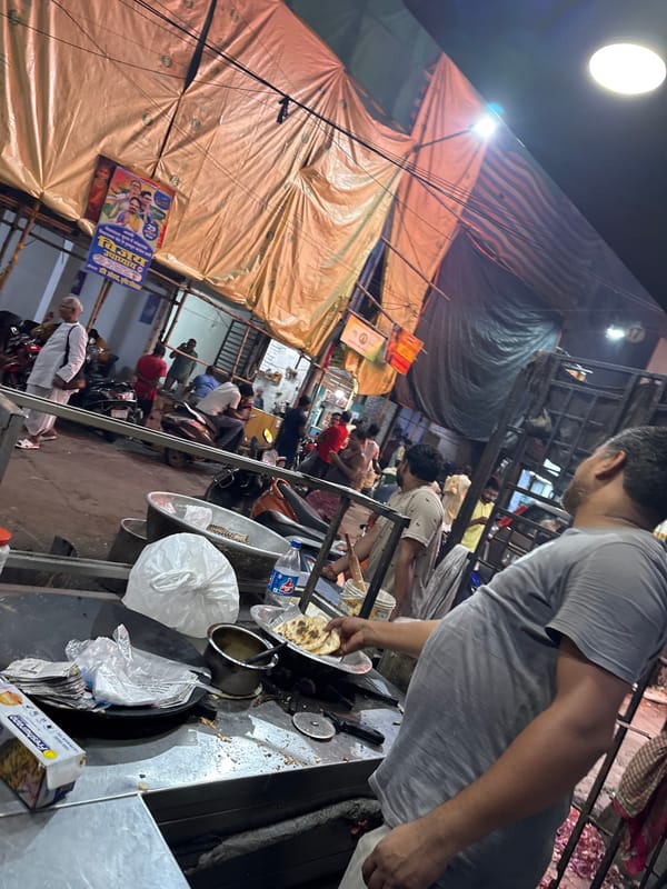 Street food vendor serves traditional meals in Kolkata