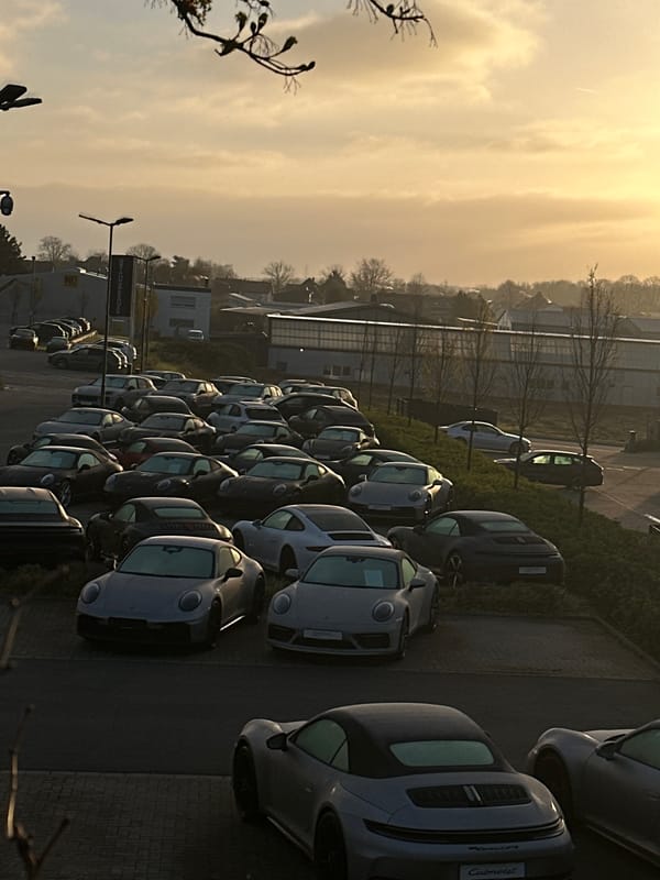 Morning air travel and Porsche dealership activity in Dortmund area