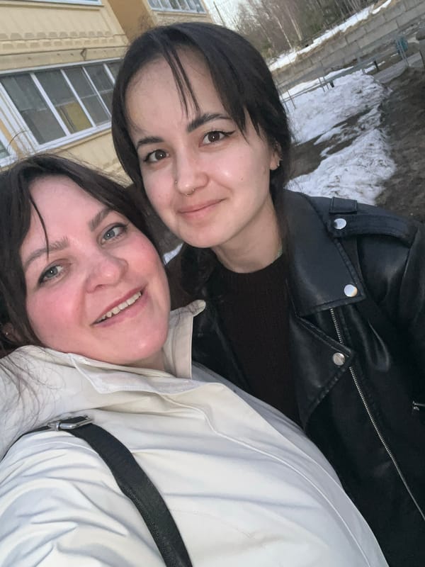 Daily life moments captured across Noviy, Russia