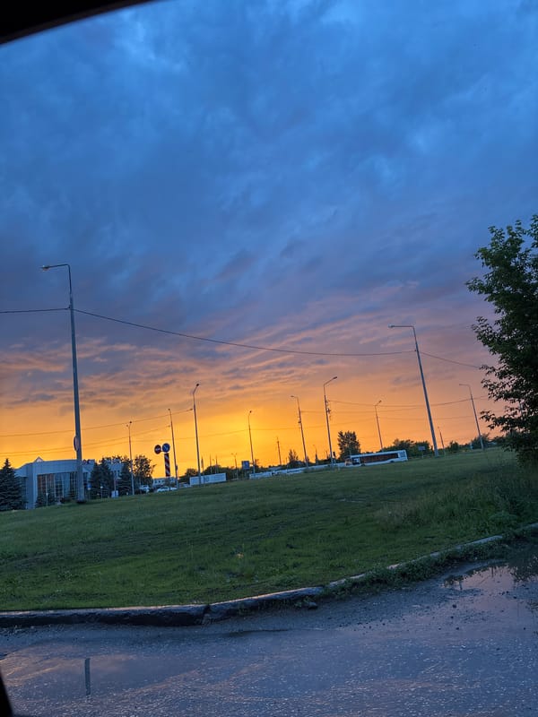 Sunset sweeps across Tolyatti streets and skyline