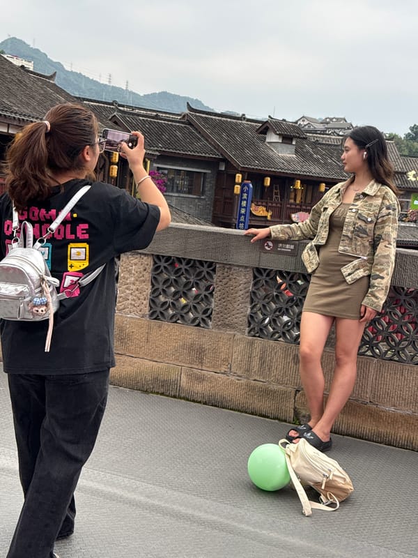 Morning street life documented in Shapingba District, China