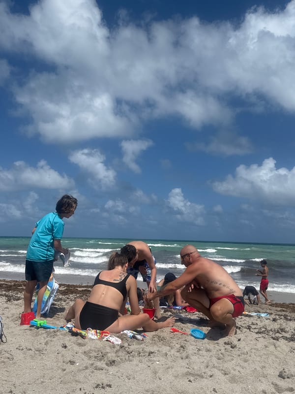 Casual beach day captured in Hollywood, Florida