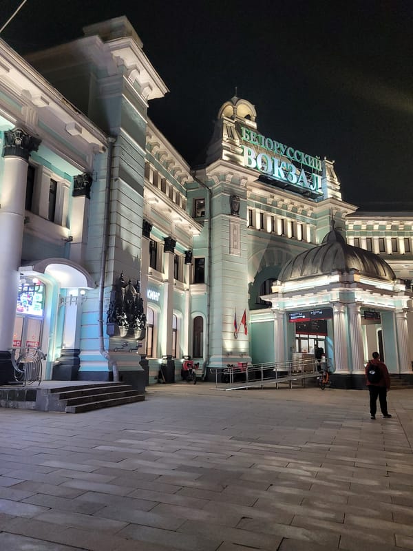 Evening activity documented at Moscow railway terminals