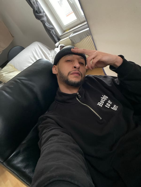 Man documents afternoon journey through Bischheim with multiple selfies
