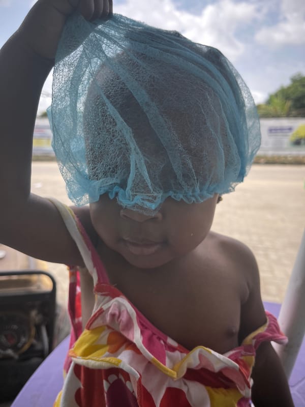 Child spotted in colorful outfit around Lekki markets