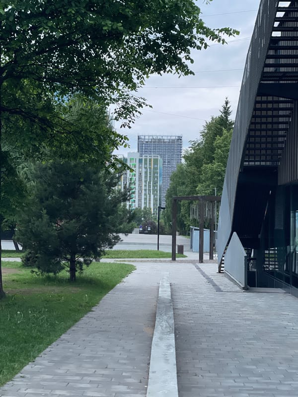Urban photo walk documented across Izhevsk, Russia afternoon scenes