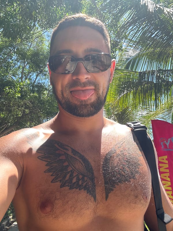 Beach morning in Nha Trang: jet skis, selfies, and tourist activity setups