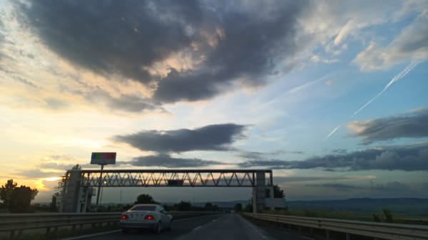 Driver captures routine highway journey near Burgas, Bulgaria