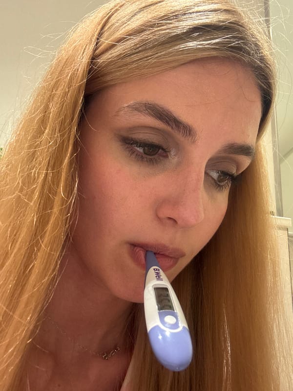 Blonde woman photographed reclining in Dubai