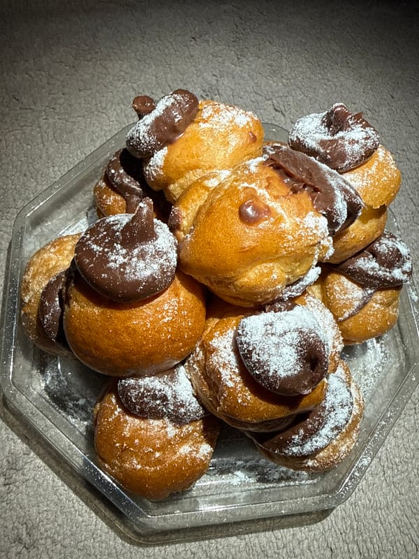 Evening meal documentation in Great Yarmouth captures dessert, main course