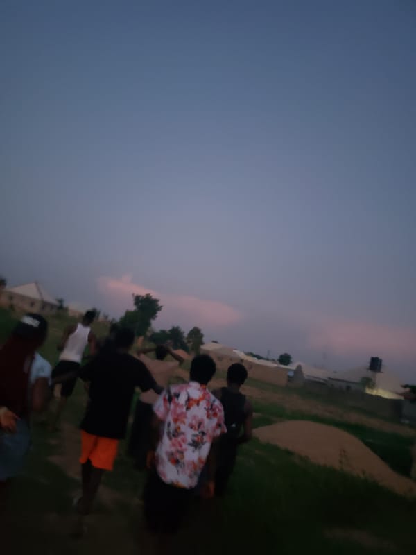 Evening sky colors observed during dusk in Rido, Nigeria