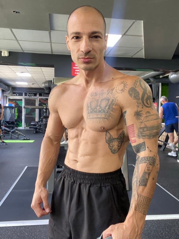 Gym session and car moment in Pleven, Bulgaria