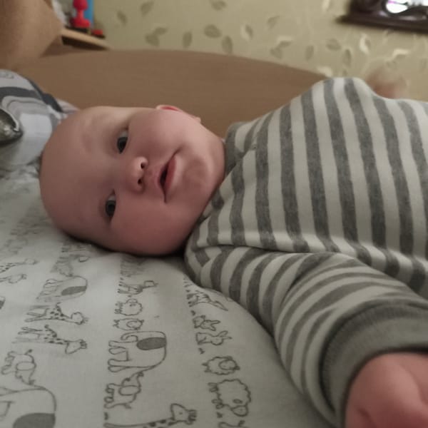 Spring morning domestic scenes captured in Chaikovsky, Russia