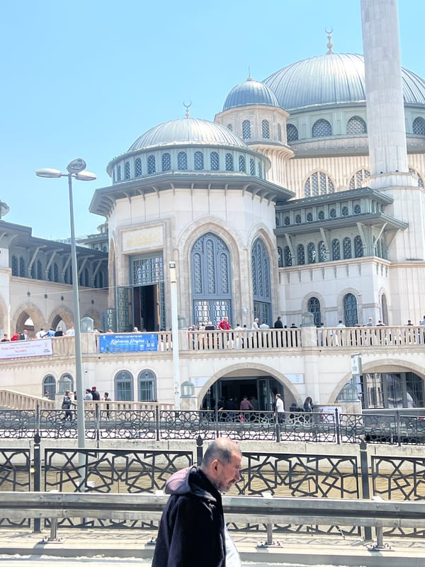 Morning scenes documented across Beyoğlu district, Istanbul