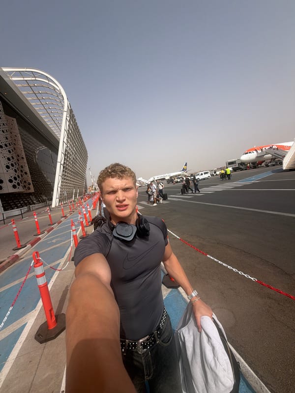 Arriving at Marrakesh Menara Airport via EasyJet