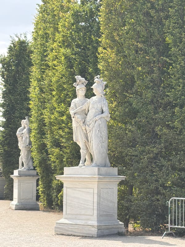 Morning walk through Schönbrunn Palace gardens, Vienna