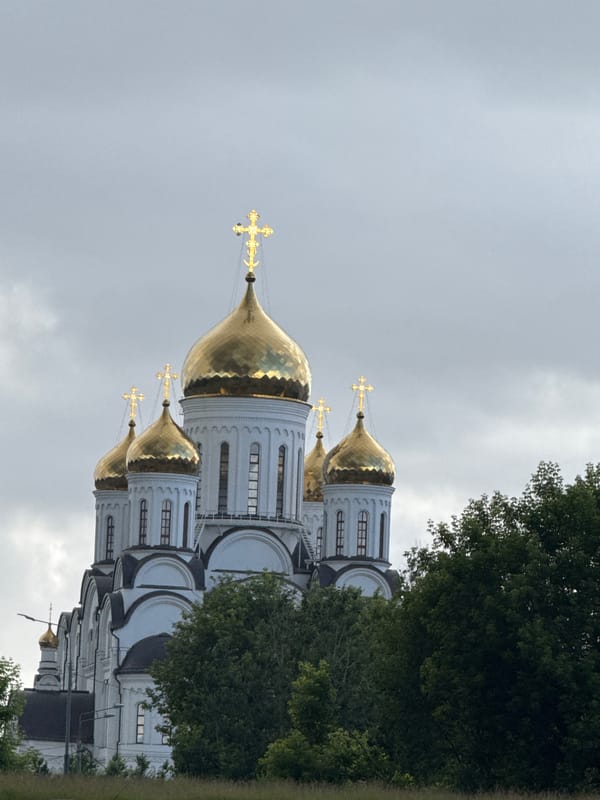 A rainy Moscow afternoon, city streets to martial arts gym