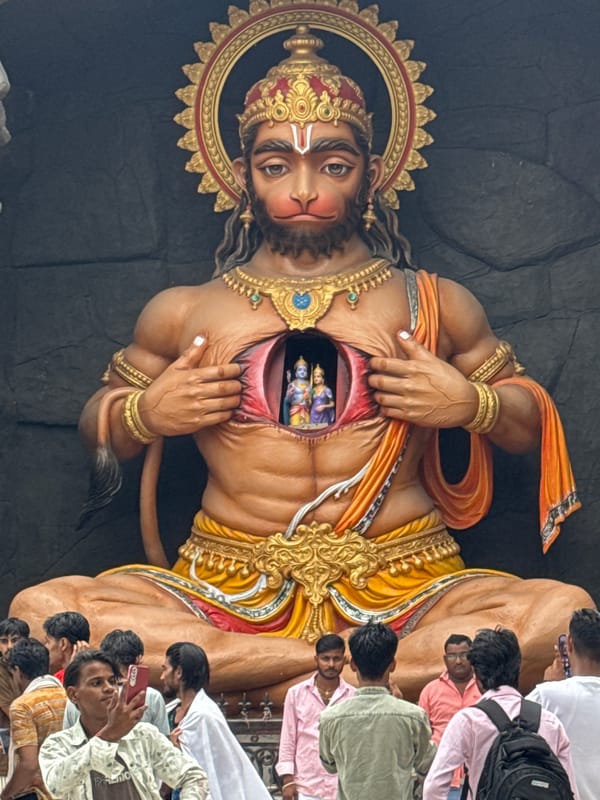Rishikesh riverfront: statues, ghats, and temple streets