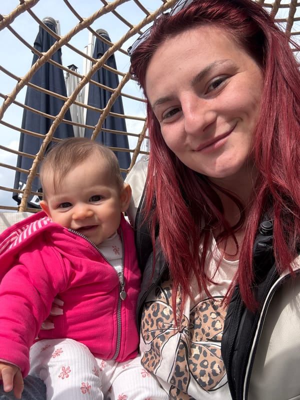 Mother and baby photographed during outing in Veghel