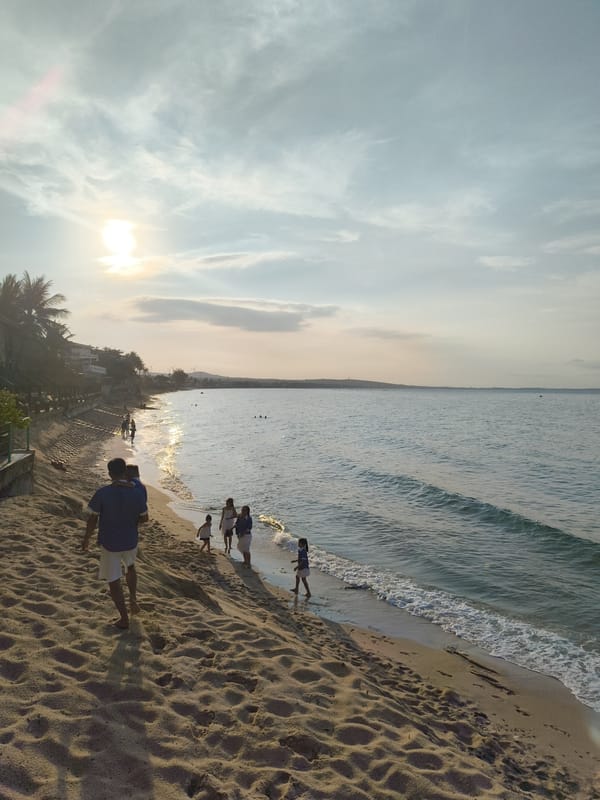 Sunset to nightfall along Mũi Né beach, Phan Thiết