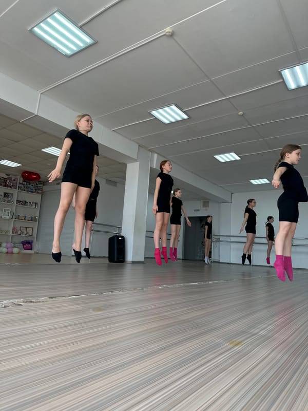 Dance class in session at Votkinsk studio