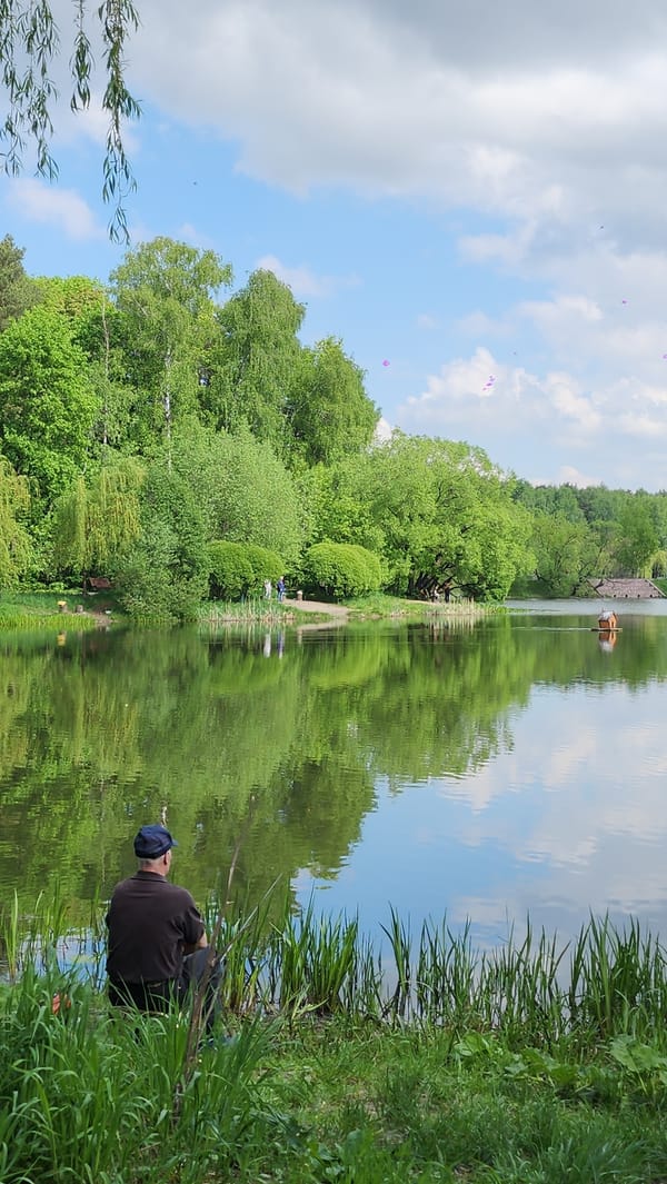 Early morning park activities observed in Khimki lakeside area