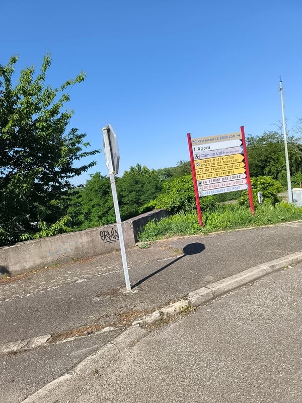 Street views captured in Saint-Pierre-de-Bœuf on sunny afternoon