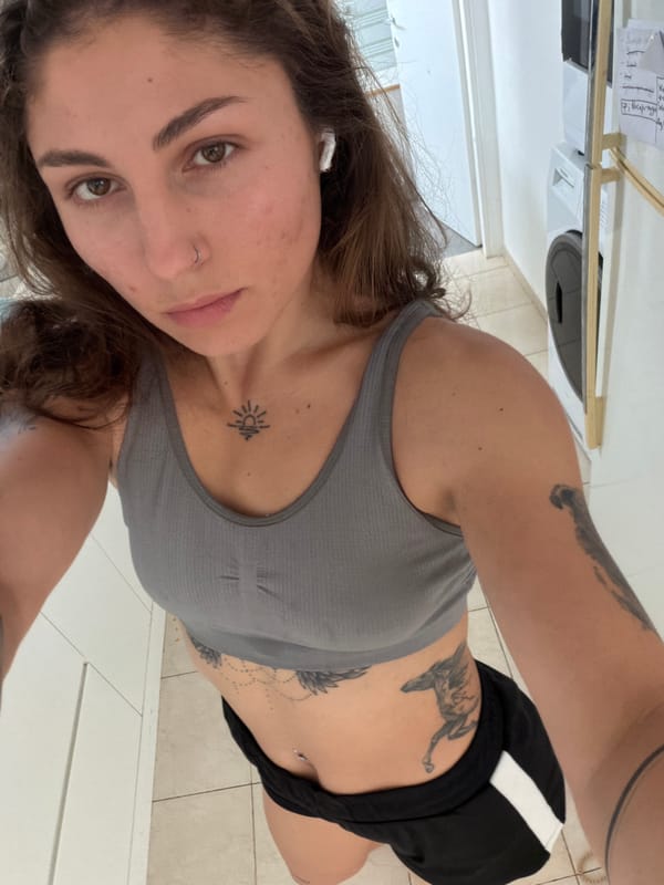 Woman takes selfies, dances in kitchen in Kiryat Bialik