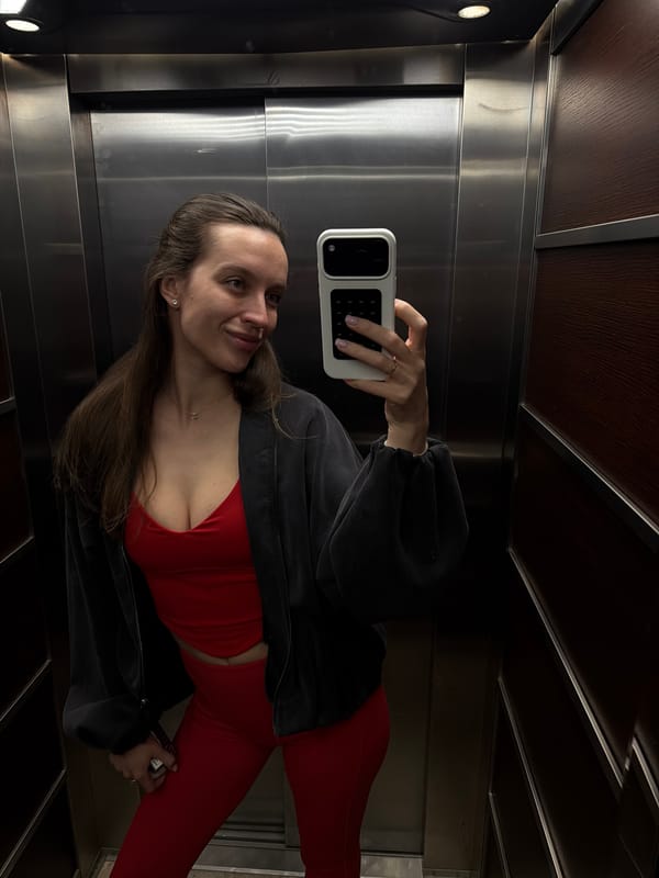 Morning moments captured in Budva: elevator selfie, pet interactions