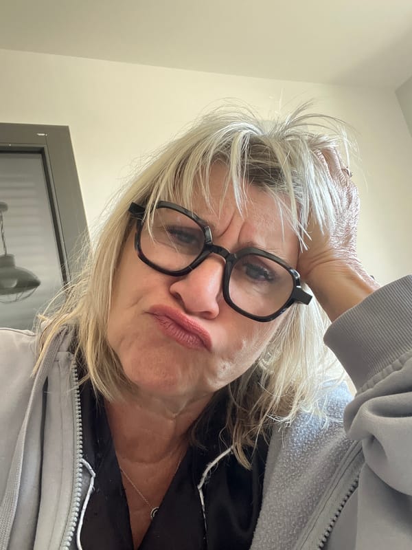 Woman captures displeased selfies in Chambœuf, France