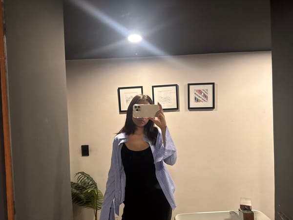 Casual indoor moments captured in San Bernardino Tlaxcalancingo