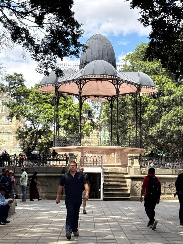 Evening snapshots of daily life across Oaxaca City
