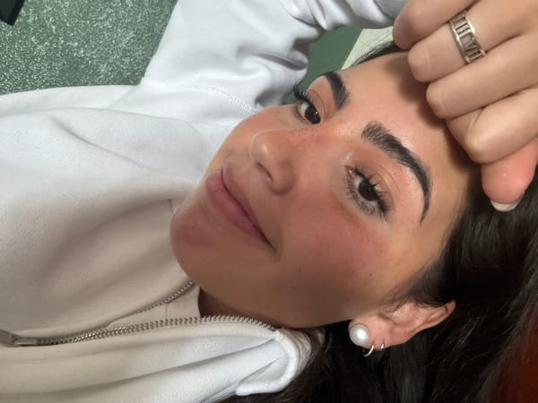Woman takes selfies in San Antonio hotel room