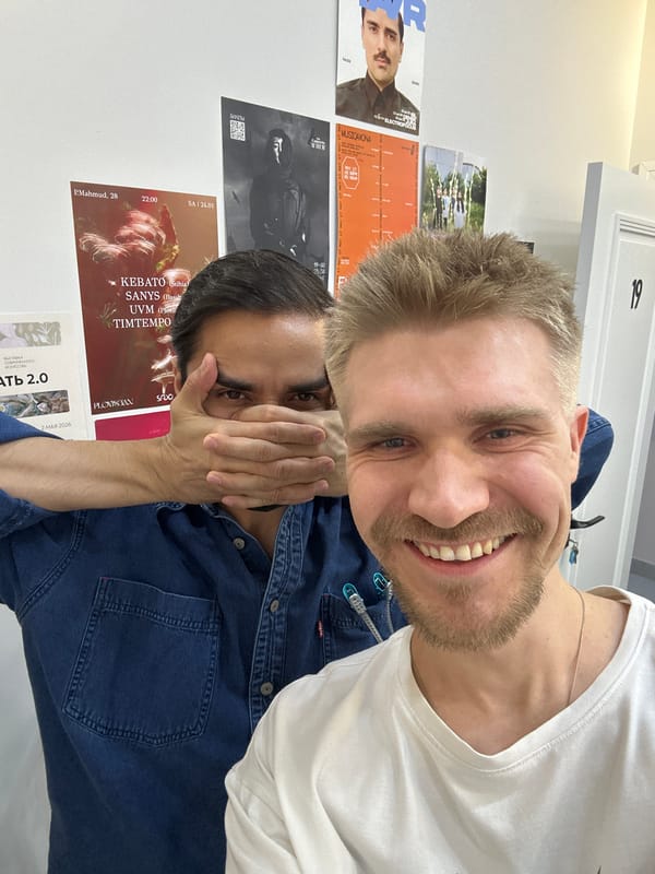 Man documents haircut experience at Tashkent barber shop