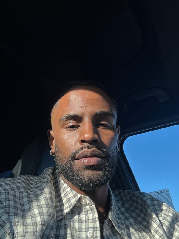 Person spotted looking through car sunroof in Thermal, California