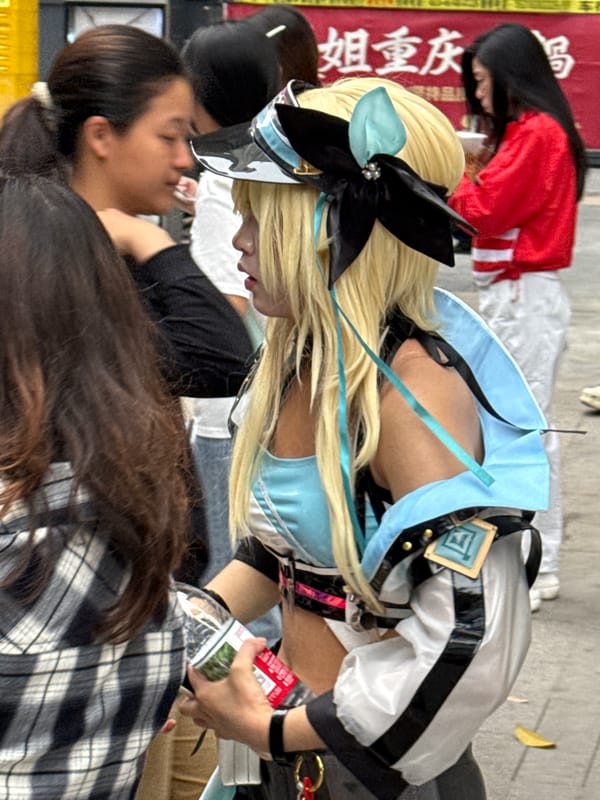 Mixed public scenes documented across Yuzhong District locations