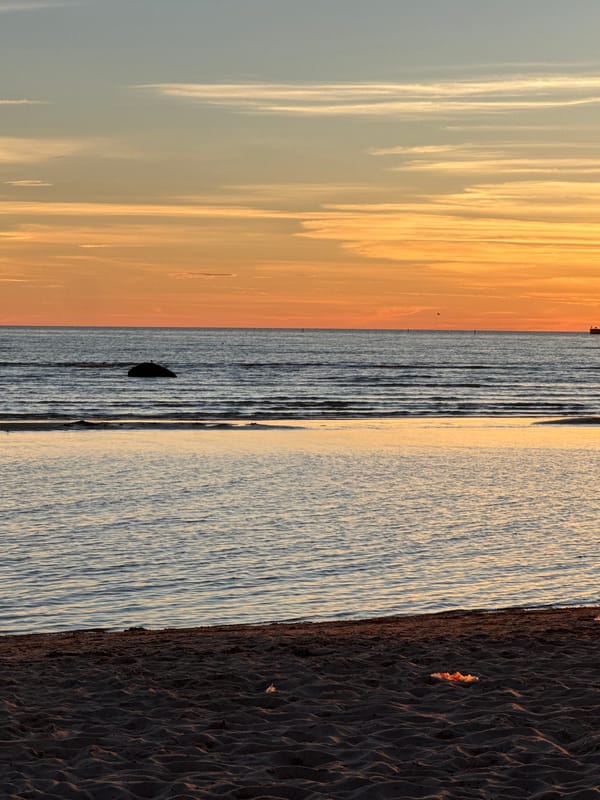 Sunset, street drumming, and quiet moments in Tallinn