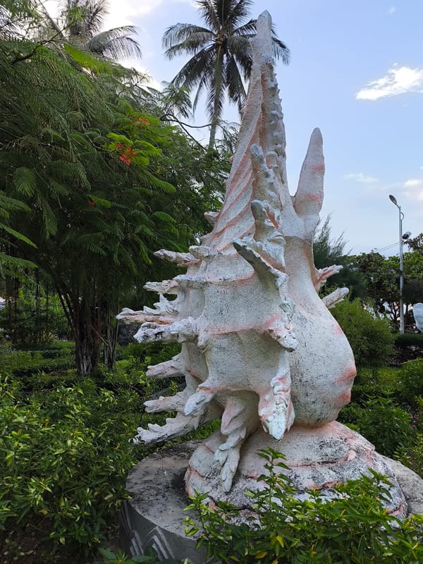 Nha Trang beachfront park: sculptures, blooms, and morning yoga